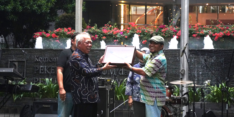 Menteri Basuki Hadimuljono Pamitan Kepada Wartawan di PUPR