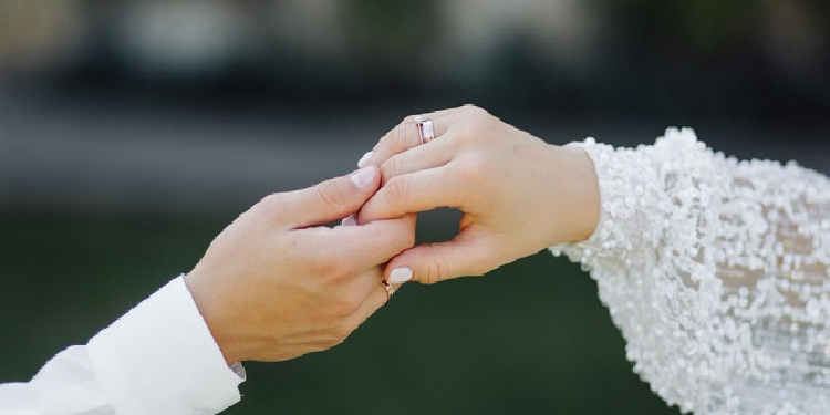 Bolehkah Ayah Tiri Menjadi Wali Nikah?