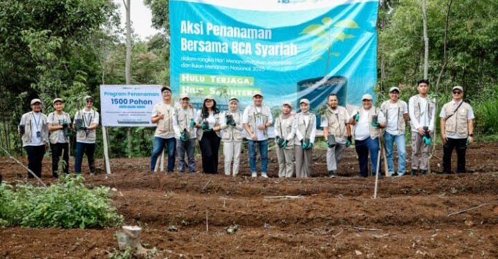 BCA Syariah Tanam 1.500 Pohon di Cisitu, Sukabumi untuk Mitigasi Banjir dan Longsor