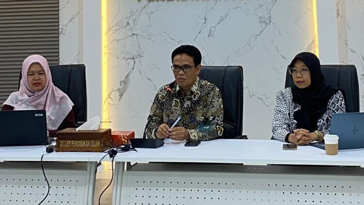 Kemenag Reviu Capaian Pendidikan Agama, Tekankan Kurikulum Cinta dan Ekoteologi
