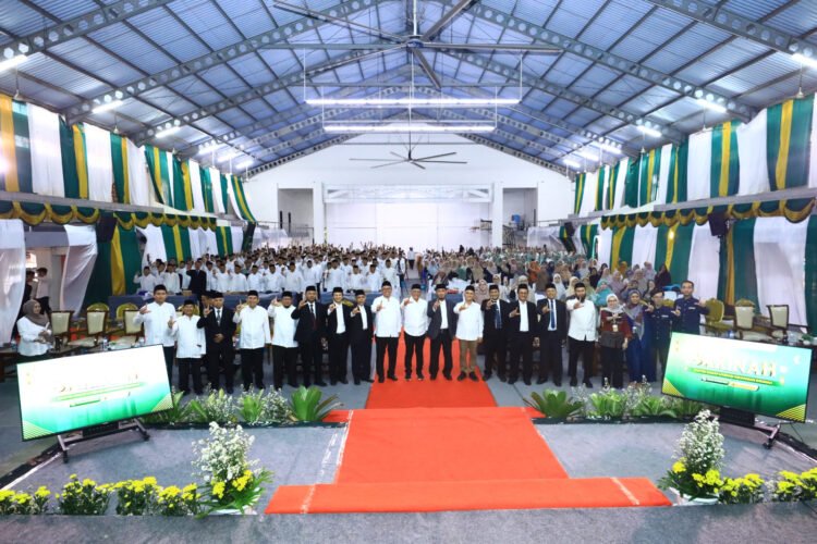 Perkuat Literasi Keuangan Syariah dan Kewirausahaan Santri, OJK Gelar Santri Cakap Literasi Keuangan Syariah (SAKINAH)