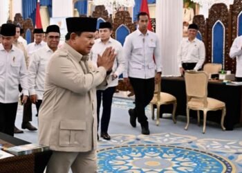 Presiden, Wapres, dan KMP Berzakat melalui Baznas di Istana, Terkumpul Rp3,8 M