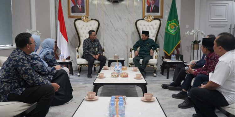 Menag Terima Dirut BPJS, Bahas Penguatan Literasi Kesehatan Umat