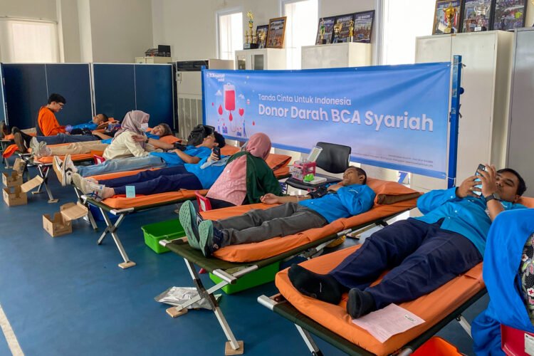 BCA Syariah Gelar Donor Darah dan Cek Kesehatan Gratis untuk Masyarakat