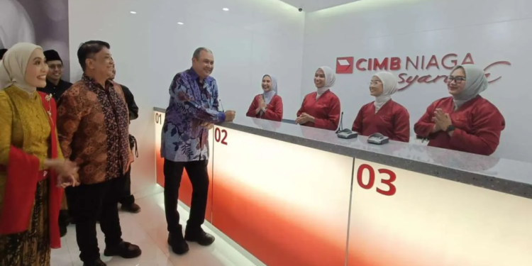 Tren Finansial Anak Muda Melejit, DPK CIMB Niaga Syariah Tembus Rekor
